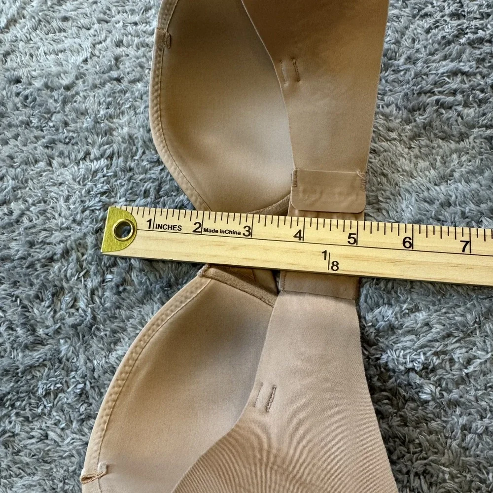 Victoria's Secret Multi-way Strapless Bra 32B Beige V-Hardware Padded Underwire